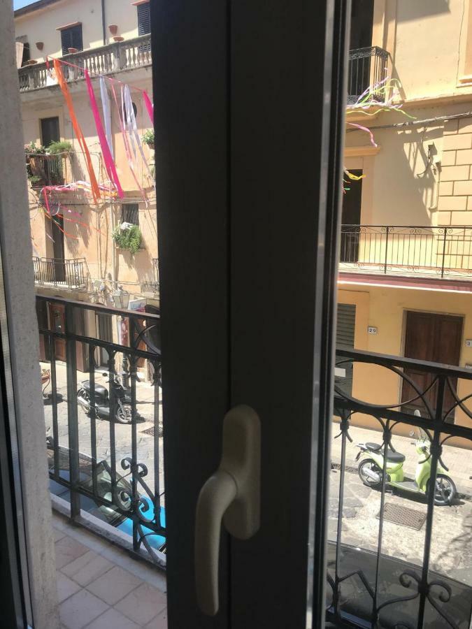 Corso Garibaldi 22 Apartment Paola Exterior foto